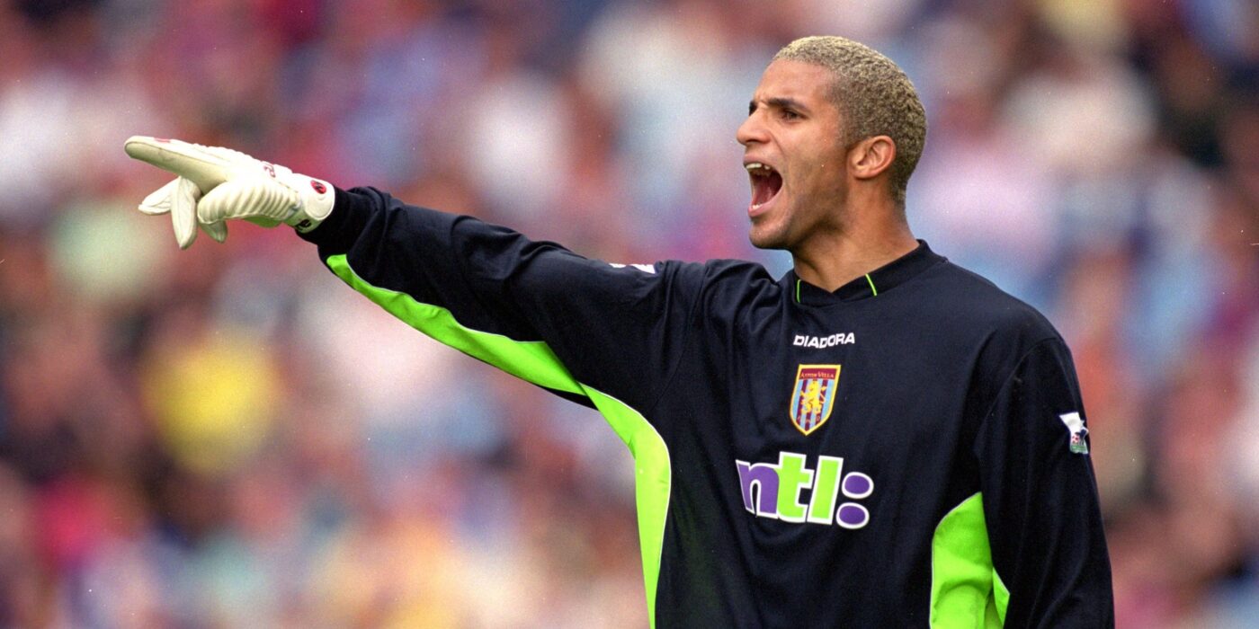David James - Thủ môn có số lần ra sân nhiều nhất