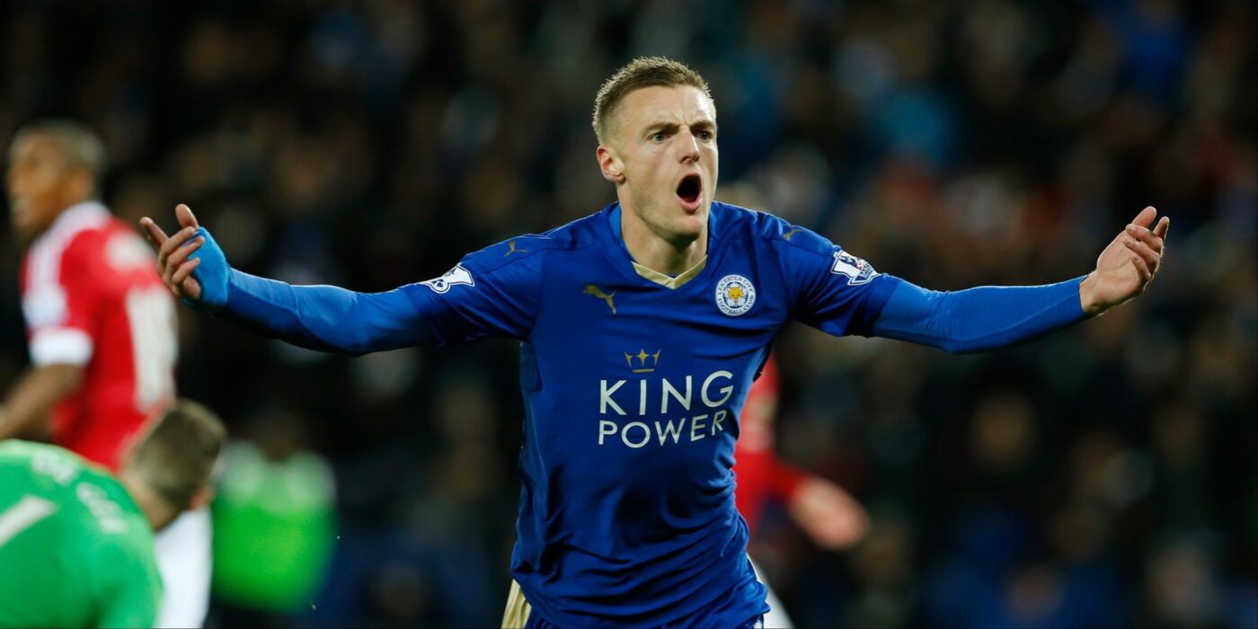 Jamie Vardy ăn mừng bàn thắng