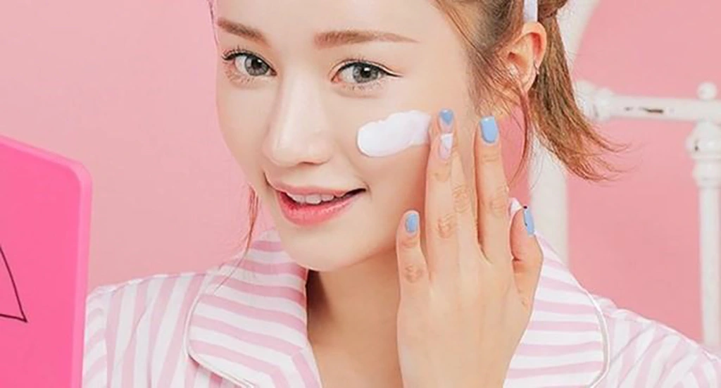 Thời điểm bôi kem chống nắng và tái bôi hiệu quả