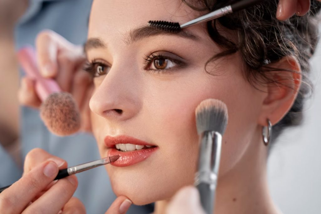Giá make up đi tiệc: Chi phí trang điểm cho mọi dịp lễ, sự kiện quan trọng 2024