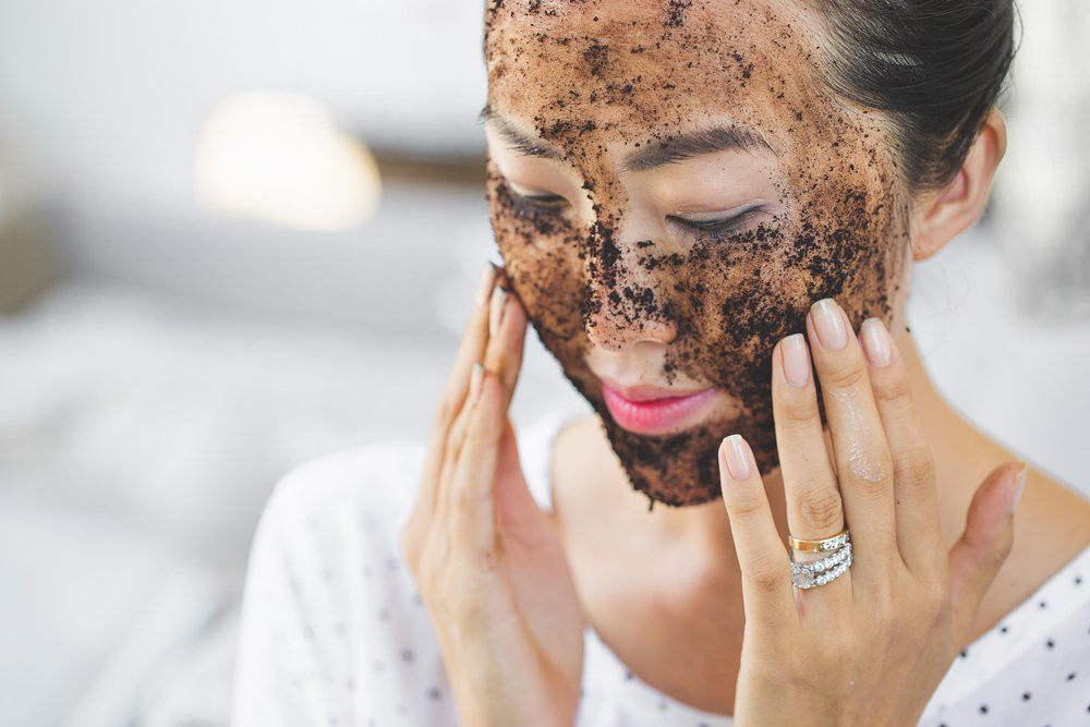 Sản phẩm tẩy tế bào chết phù hợp với các vấn đề da phổ biến